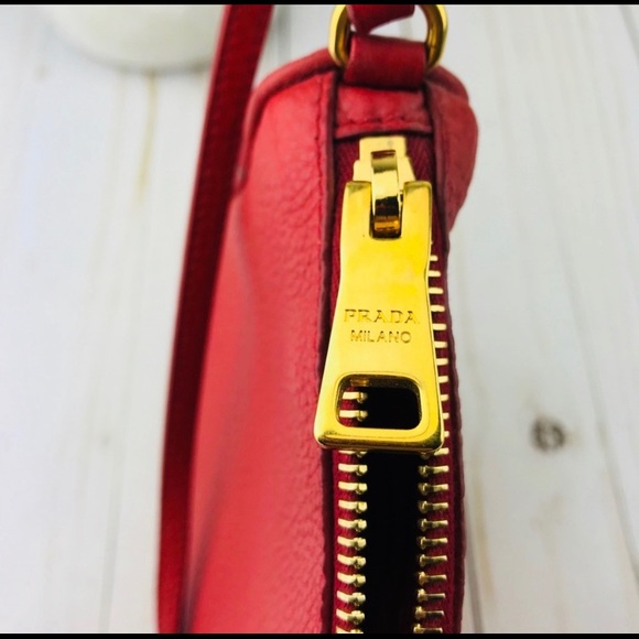 Authentic Red PRADA Bag- SOLD - Picture 2 of 6